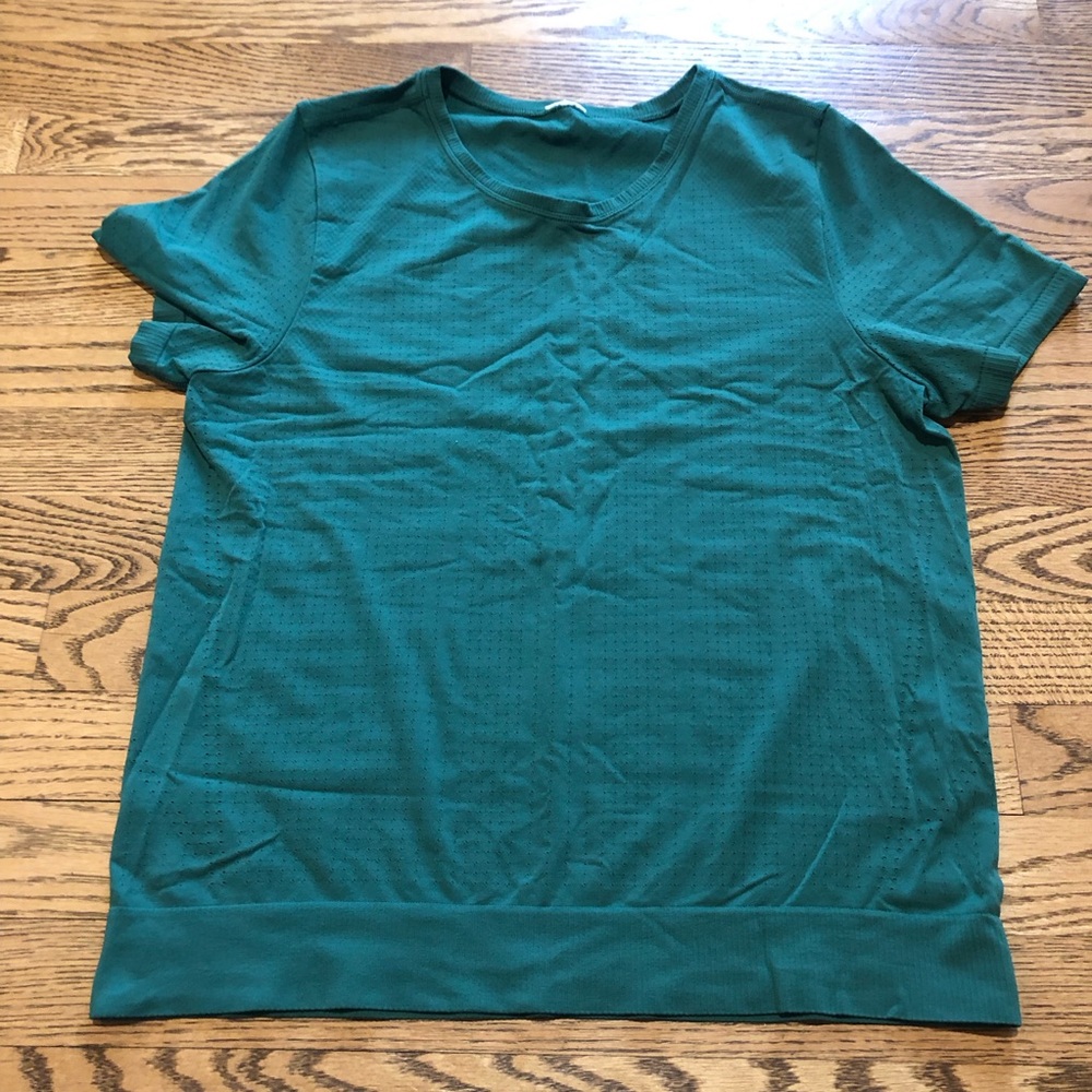 Athleta In Motion Seamless Relaxed Tee Green